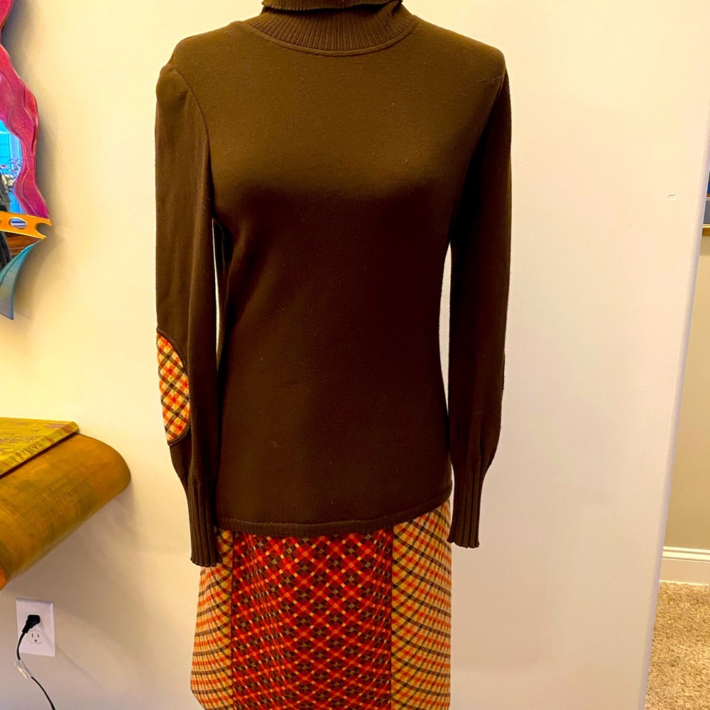 Stizzoli skirt and sweater set